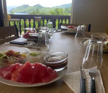 Taiohae House | Guest Rated: HEIIKIANI Sweet Home with Oceanfront Views