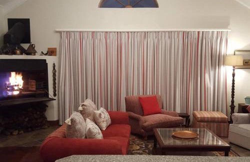 Caledon Apartment | Heilfontein Country Escape: Guest Rated 10/10 with Breakfast