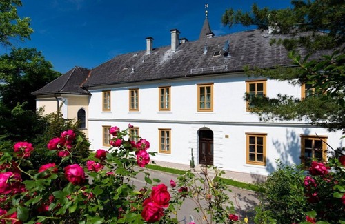 Tieschen Apartment | Heilige Dreifaltigkeit: Family-Friendly Retreat in Vulkanland