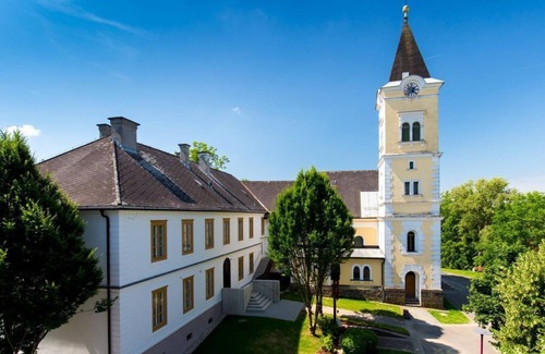 Tieschen Apartment | Heilige Dreifaltigkeit: Family-Friendly Retreat in Vulkanland