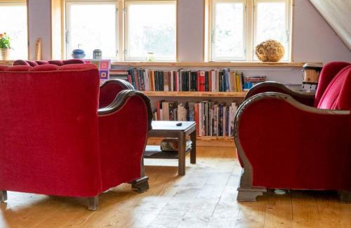 Passee Apartment | Explore Heimaey, Ljósheimar: Pet and Child Friendly Stay