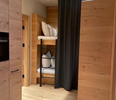 Schroecken Apartment | Family-Friendly Heimat 1495m Appartement TYP 2 Light Stay