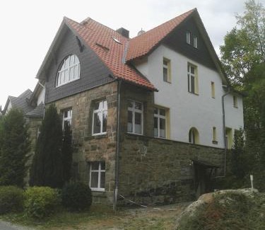 Schierke Apartment | Heine Apartment: Family-Friendly Retreat with High Ratings