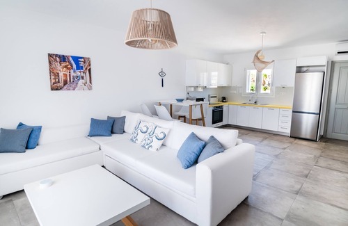 Kastraki Villa | Helen Villas: Breathtaking Oceanfront Retreats Await You