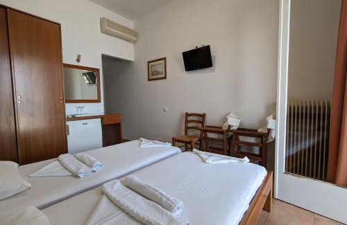 Mili Hotel | Explore Helen's Rooms: Oceanfront Retreat with Breakfast