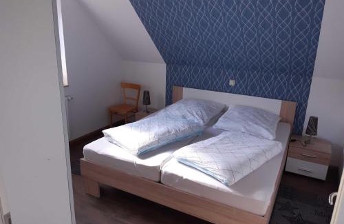 Fehnhusen Apartment | Family-Friendly Helgas Ferienwohnung with Great Reviews