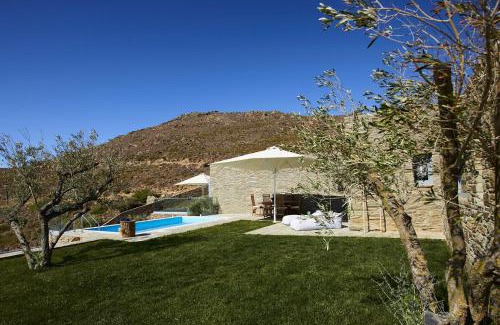 Kato Fellos House | Serene Heliades Villas Suite with Private Pool & Ocean Views