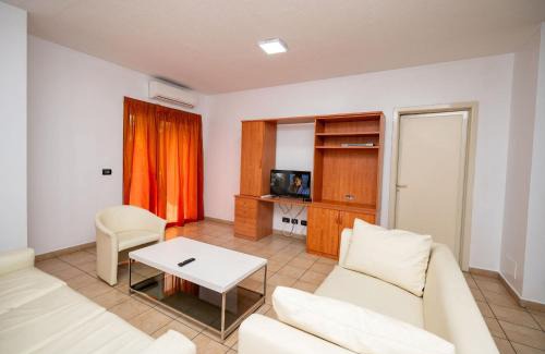 Port Harcourt Hotel | Discover Heliconia Park Port Harcourt Hotel & Suites