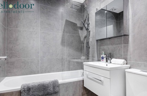 Milton Keynes Apartment | Heliodoor Apartments Milton Keynes 2-Bedroom Flat