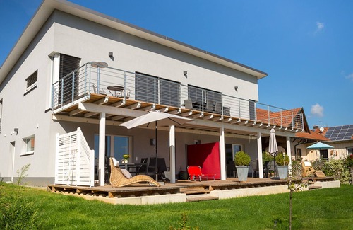 Freiamt Apartment | Helios Retreat: Family-Friendly with Spa and Breakfast