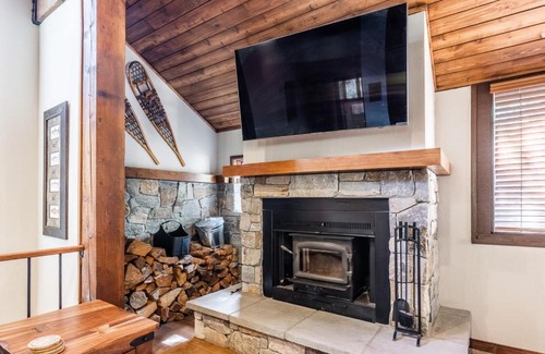 Mammoth Lakes House | Exceptional Helios 9N: Family-Friendly Stay with Top Ratings