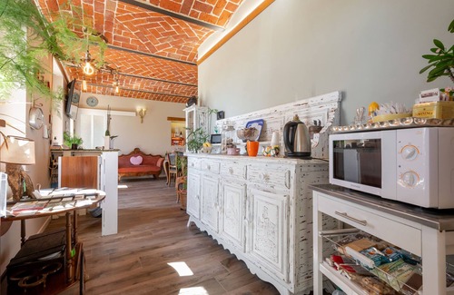 San Damiano dʼAsti House | Discover Helix1912: Pool, Spa & Family-Friendly Retreat