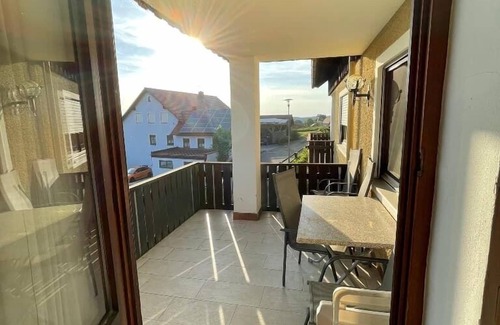 Seebarn Apartment | Bright Family Apartment for Four with Balcony and Kitchen