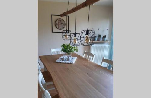 Vreden Apartment | Bright and Inviting Apartment with Garden Retreat