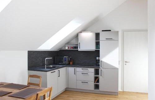 Aich Apartment | Helle Neubau-Dachgeschoss-Wohnung im grünen - Tolle Lage