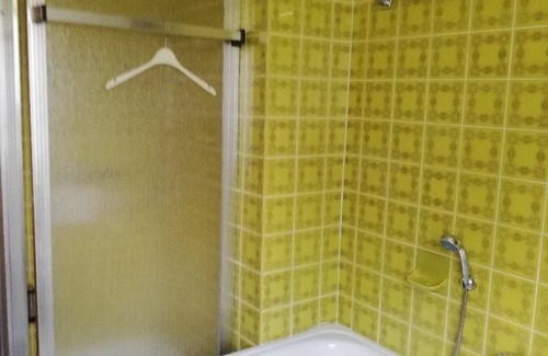 Lichteneck Apartment | Bright and Tranquil Apartment with Kitchen and WiFi for Two