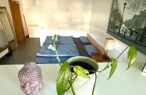 Worthsee Apartment | Welcoming Souterrain Wohnung Steps from Wörthsee