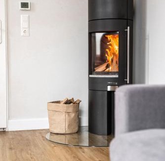 Lemkenhafen Apartment | Cozy Helle Stuuv with Kitchen - Guest Rated 8/10!