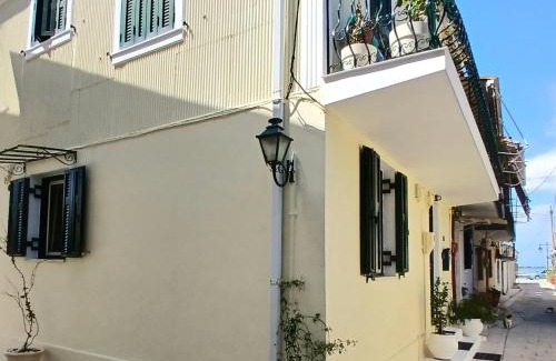Lefkada Town Apartment | Discover Hellenes House: Child-Friendly & Highly Rated 9.3