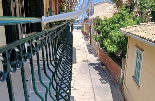 Lefkada Town Apartment | Discover Hellenes House: Child-Friendly & Highly Rated 9.3