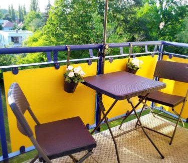 Gruna Apartment | Modern Apartment with Balcony Near City Center & Ocean Views