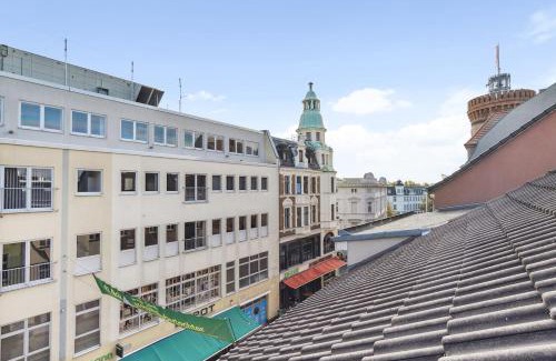 Cottbus Apartment | Helles & Charmantes Dachgeschossapartment in der Fußgängerzone