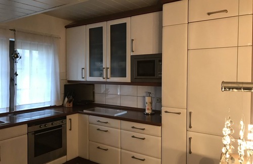 Hirten Apartment | Discover the Beautiful Eifel: Guest Rated 9/10 with Kitchen
