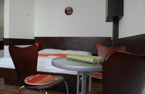 Sopron Apartment | Inviting Stays at Hello Apartman with Pool & Family Fun