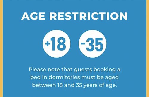 Naples City Centre Hostel | Cozy Hello Naples with Kitchen Amenities for Your Stay