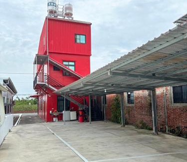 Fangliao House | Budget-Friendly Family Retreat with Top Guest Ratings