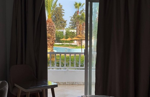 Yasmine Hotel | Hello Yasmine Hotel