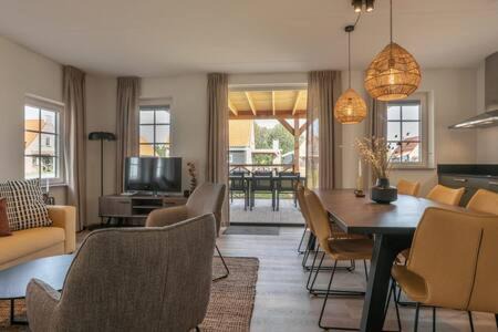 Ossenisse House | Discover Family-Friendly Fun at Hello Zeeland Knuitershoek 64