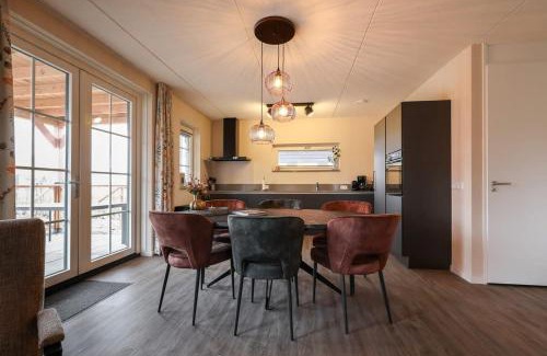 Ossenisse House | Family-Friendly Holiday Homes in RP, Netherlands - 8.5 Rated