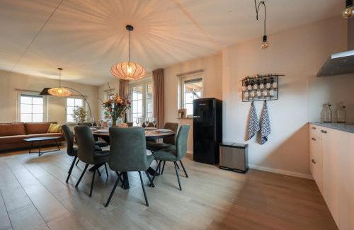 Ossenisse House | Welcome to Hello Zeeland - Knuitershoek 70 Family Retreat