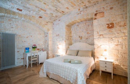 Ceglie Messapica Villa | Discover HelloApulia Masseria Campo Orlando with Ocean Views