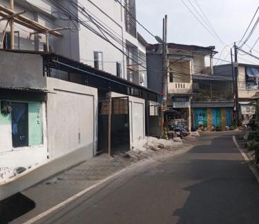 Jakarta House | HelloRoom Fajar Baru Cengkareng Dekat PIK dan Taman Palem