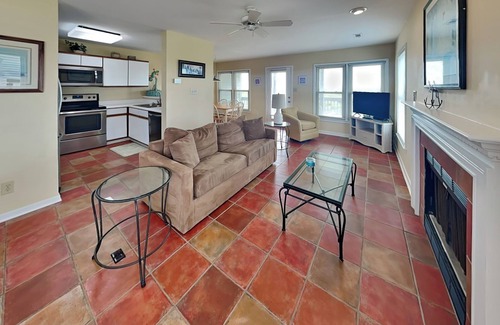 Topsail Beach House | Helmstetler: Ocean Views & Community Pool Await You!