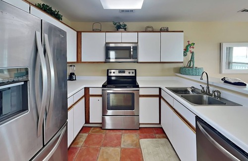 Topsail Beach House | Helmstetler: Ocean Views & Community Pool Await You!