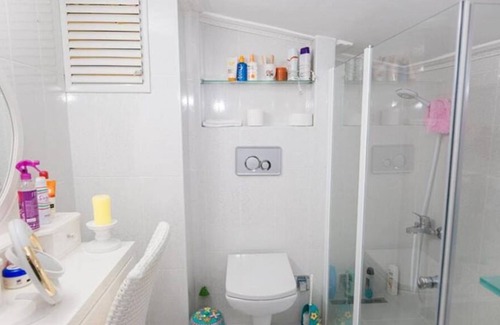 Taksim House | Inviting Helmy Group House Suites with Pool & Spa Amenities