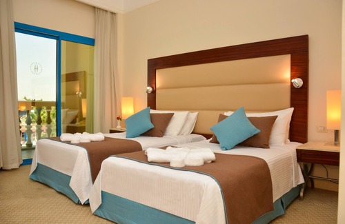 Dream Land Hotel | Discover Helnan Dreamland Hotel & Conference Center