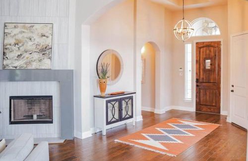 Helotes Villa | Pet and Child Friendly Retreat in Helotes Serenity