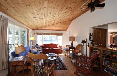 Port Clyde House | Discover Heluvaspot: Family-Friendly Getaway with Hot Tub