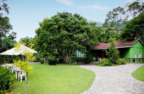 Nanzhuang House | Hemerocallis Country House: Family-Friendly Getaway