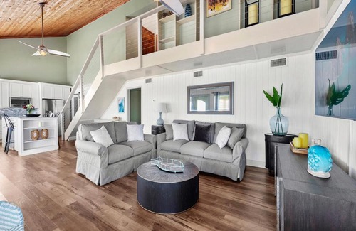 South Ponte Vedra Beach House | Hemingway Dream: Pet-Friendly Beachfront Getaway for 14