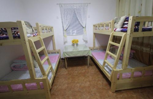 Fenghuang House | Hemu House: Guest Rated 9/10 with Pet-Friendly Amenities