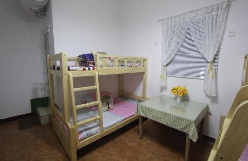 Fenghuang House | Hemu House: Guest Rated 9/10 with Pet-Friendly Amenities