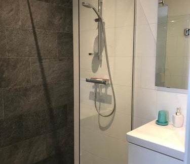 Westkapelle Apartment | Oceanfront Hendrikhof Appartement 3 - Guest Rated 9.2/10