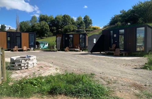 Stratford District House | Henge Cabin by Tiny Away