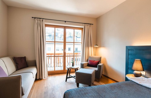 Kitzbuehel Hotel | Experience HENRI Country House Kitzbühel with Spa & Pool