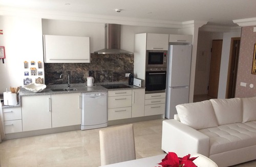 Lagos City Center Apartment | Henri's Apartments - Top-Rated Stay with Pool & Spa in Lagos
